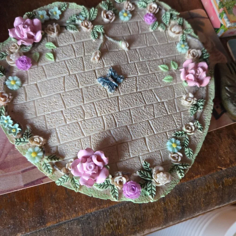 Vtg Rose Heart Shape Jewelry Tray Romantic Ring Display Fairycore Whimsy Cottage